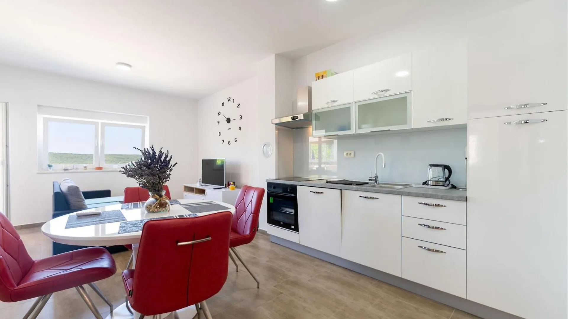 Awesome Apartment In Obrovac With Wifi