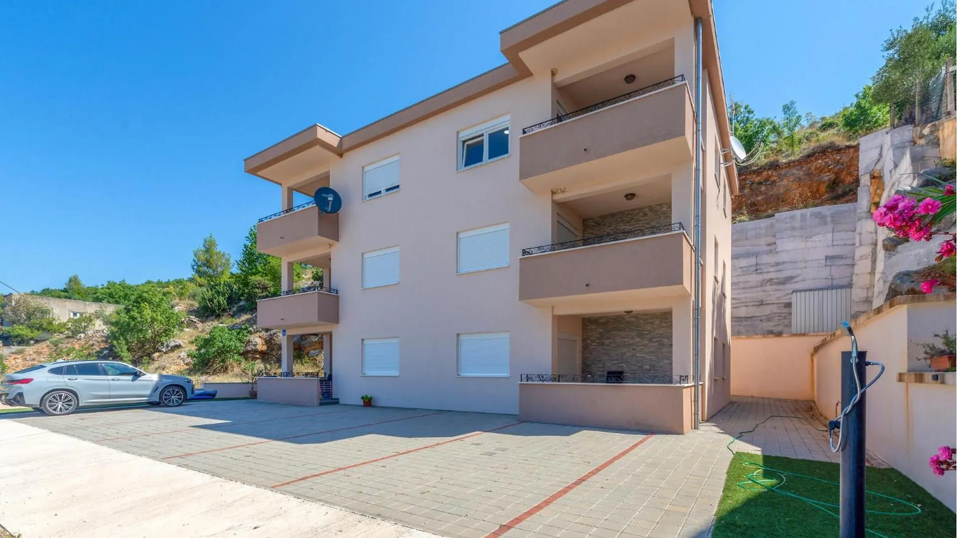 Awesome Apartment In Obrovac With Wifi 0*,  Croatia