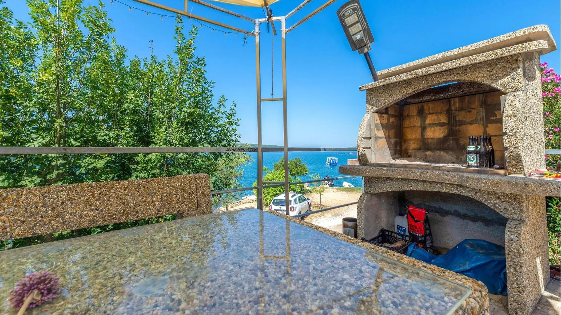 Awesome Apartment In Obrovac With Wifi